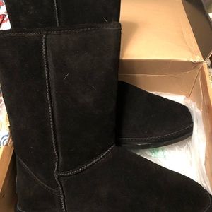 New Bearpaw Eva boot